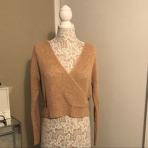Lightweight long sleeve sweater size XS